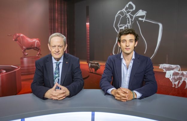 preograma de toros, grana y oro, toros, toreros, novillerosÁLVARO BURDIEL