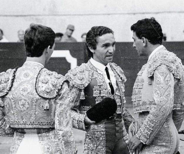 Richard Milian da la alternativa a Alonso Diaz
